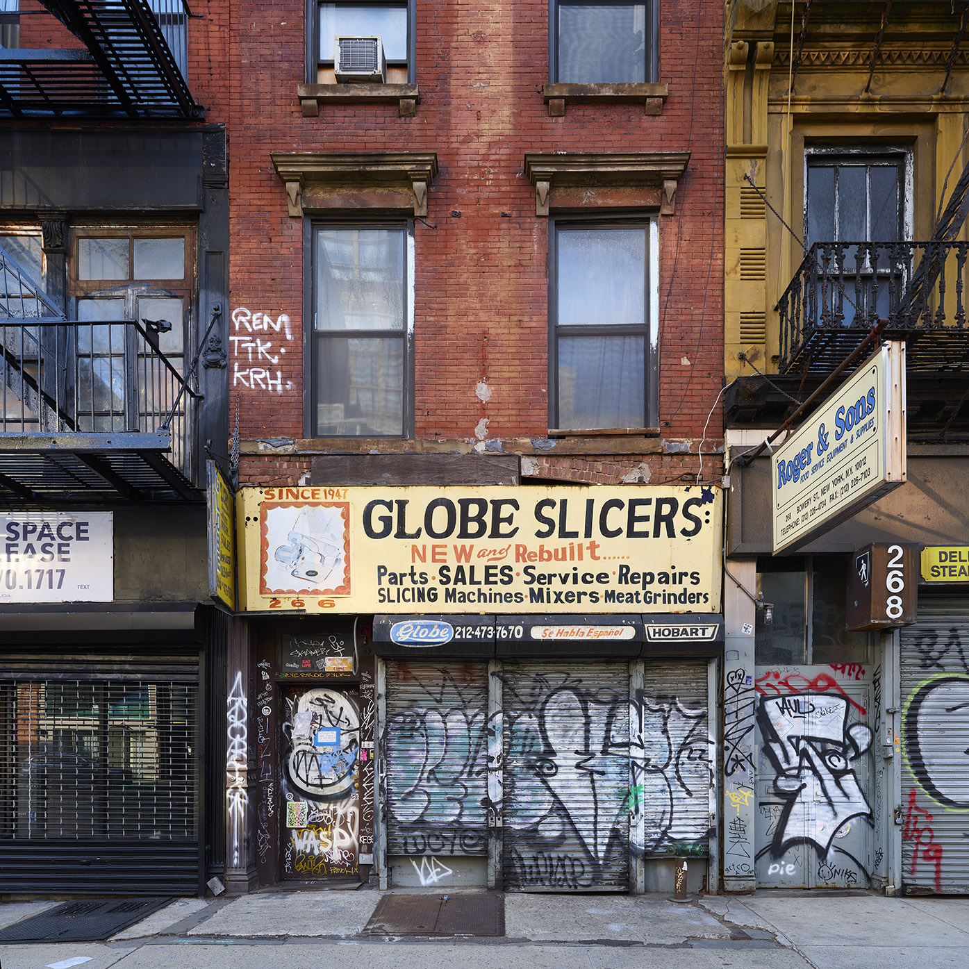 Globe Slicers, Lower East Side